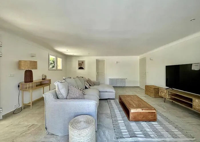 Aloes - Proche Des Plages Saint-Raphaël